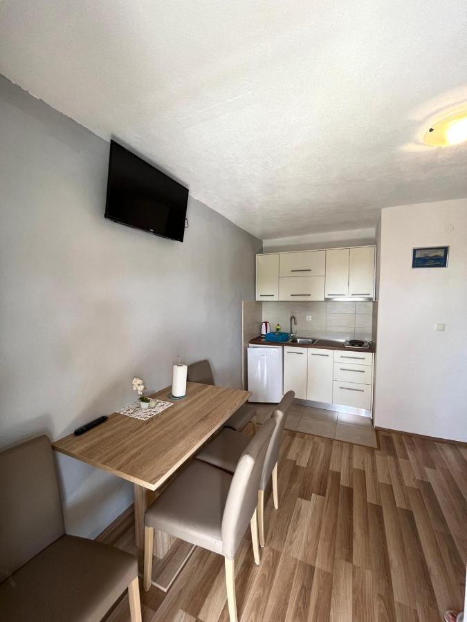 Apartmani Mia 德拉格 外观 照片