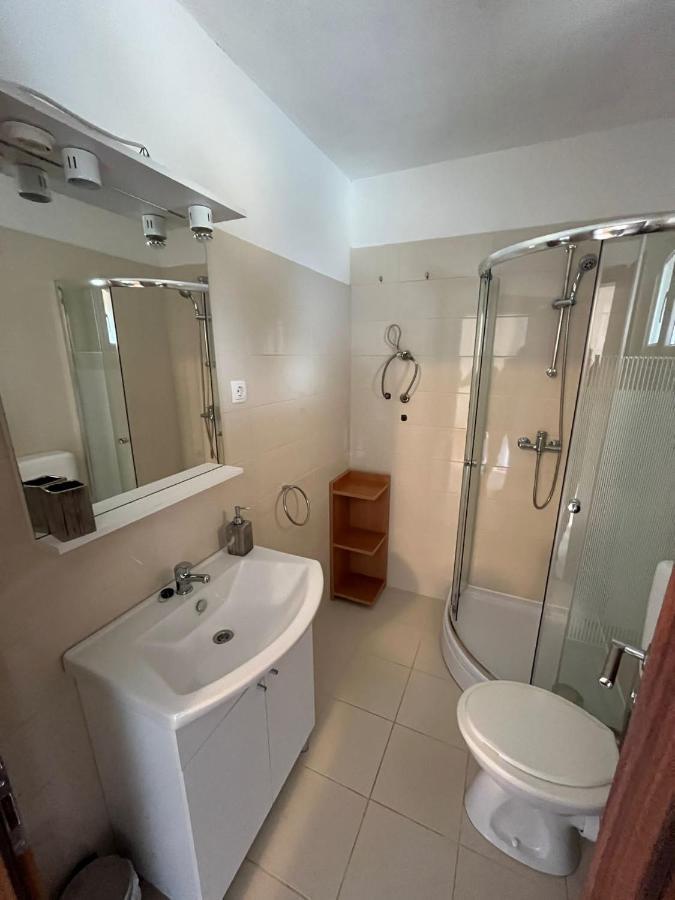 Apartmani Mia 德拉格 外观 照片