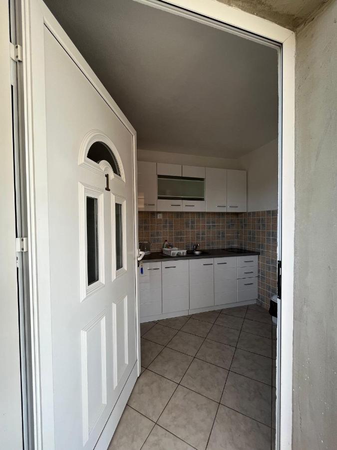 Apartmani Mia 德拉格 外观 照片