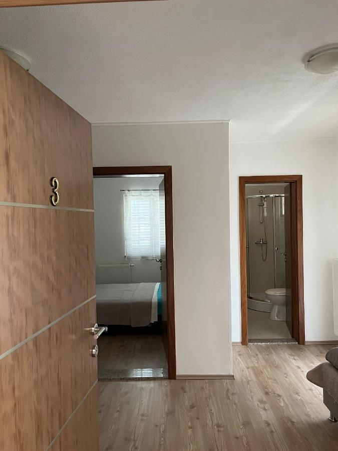 Apartmani Mia 德拉格 外观 照片