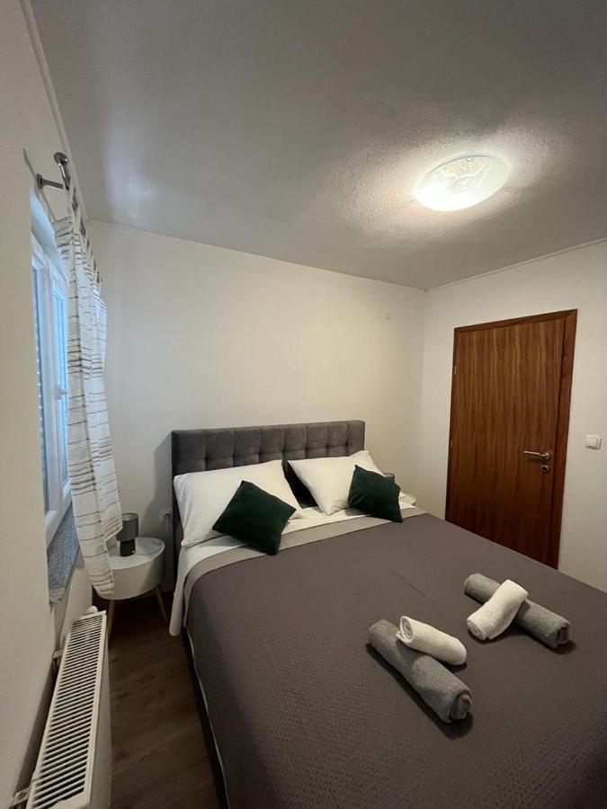 Apartmani Mia 德拉格 外观 照片